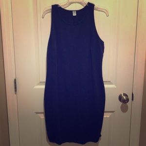 Old Navy sleeveless dress size L. Color is navy